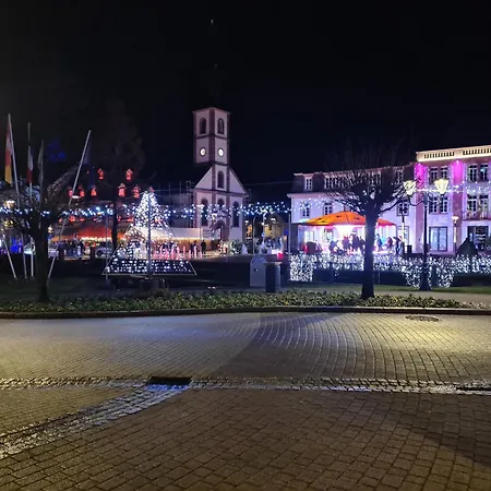 Meublé Du 25 N6 étage 2 *